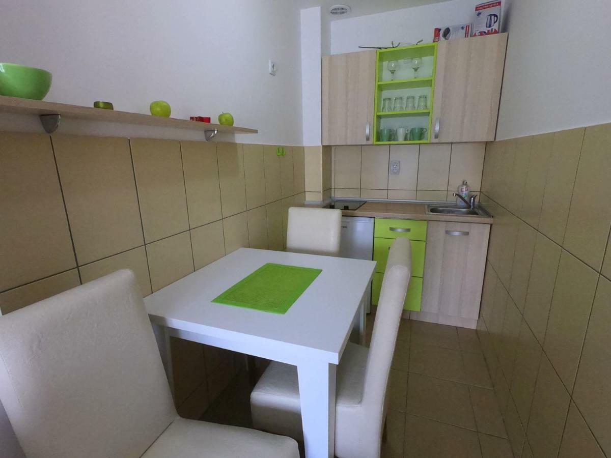 Apartman Zenit Vrnjačka Banja Екстериор снимка